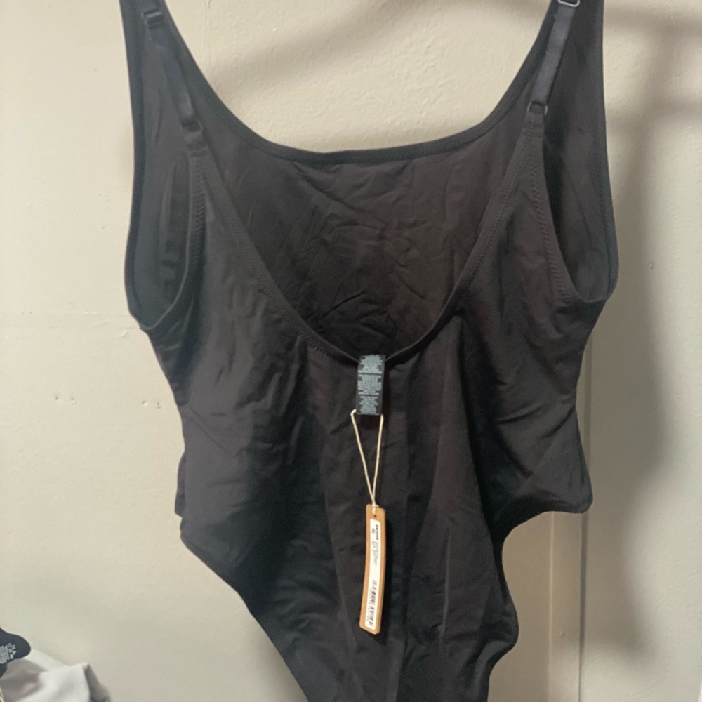 SKIMS swim scoop neck one piece